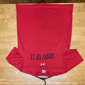 Under Armour T-shirt
